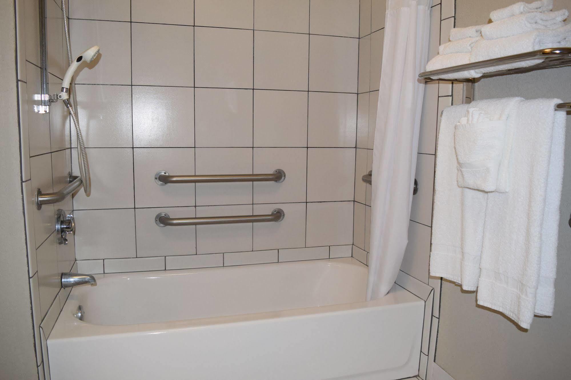 Quality Inn Престонсбург Екстер'єр фото